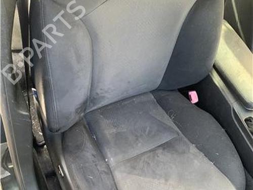 Right front seat LEXUS IS II (_E2_) 220d (ALE20) | BP32417217C16