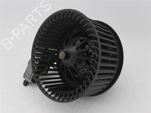 Used Heater blower motor FORD FOCUS III 1.5 TDCi (120 hp) 22132786
