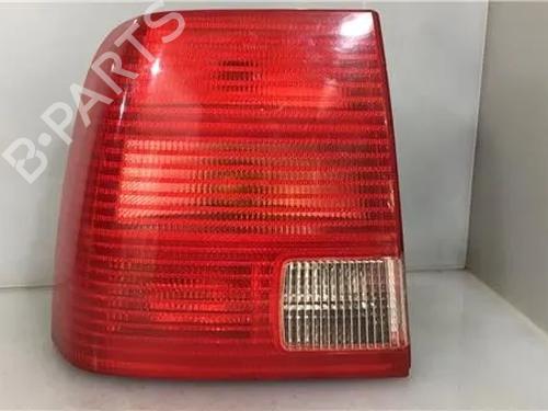 Venstre baglygte VW PASSAT B5 (3B2) 1.6 (101 hp) 9683667