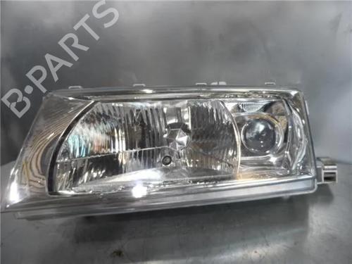 Faro izquierdo SKODA OCTAVIA I Combi (1U5) 1.6 (101 hp) 11341433