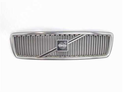 Used Grille VOLVO V70 I (875, 876) 2.5 TDI (140 hp) 13746524