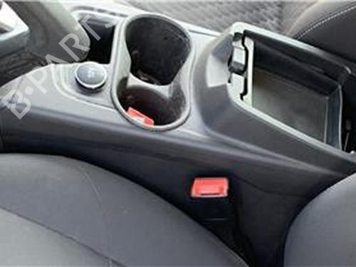 Used Middle console FORD FOCUS III [2010-2020]  29259987