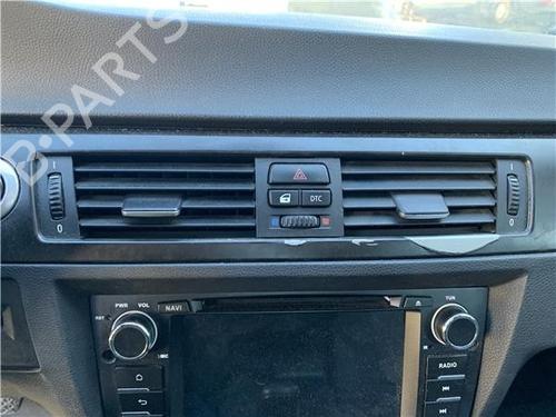 Air vent BMW 3 (E90) 330 d | BP32418753I21