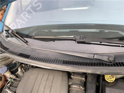 Front windshield wiper arm PEUGEOT 207 (WA_, WC_) 1.6 HDi | BP32393951C143 