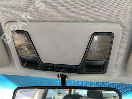 interior-roof-light-volvo-v70-i-875-876-1995-1996-1997-1998-1999-2000-25845279 main image