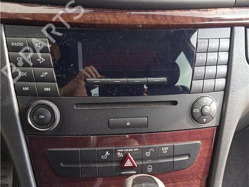 radio-mercedes-benz-e-class-w211-e-320-cdi-211022-a2118702889-a2118705089-a2118702189-2002-2003-2004-2005-2006-2007-2008-2009-22216293 main image