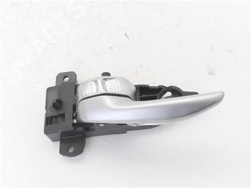 Used Front left interior door handle Front left interior door handle JEEP RENEGADE SUV (BU, B1, BV) 1.6 CRD (120 hp) 35779952 35779952