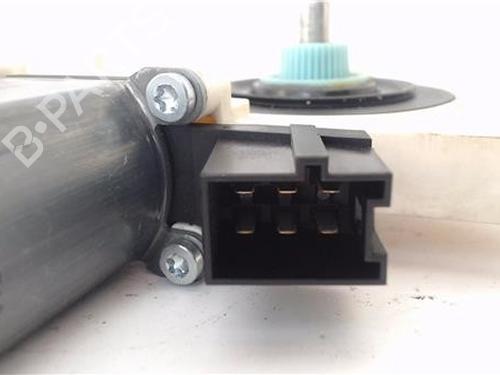 Right rear window motor MERCEDES-BENZ A-CLASS (W169) A 150 (169.031, 169.331) | BP25604930E22 