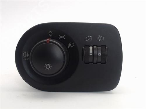 Used Switch SEAT LEON (1P1) [2005-2013]  13043685