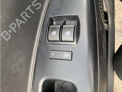 left-front-window-switch-opel-combo-box-bodympv-x12-2012-33288133 main image