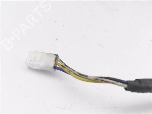 Left mirror HYUNDAI H-1 / STAREX Bus (A1)  | BP30554227C26 