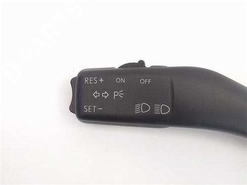 Switch SEAT LEON (1P1)  | BP13043702I30 