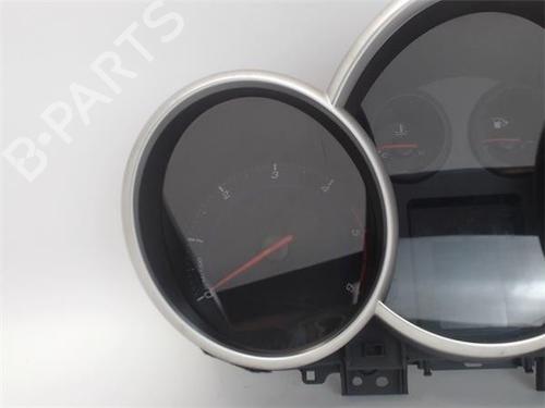 Instrument cluster CHEVROLET CRUZE (J300) 2.0 CDI | BP14981966C47 