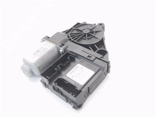 Used Left front window motor Left front window motor VW GOLF V (1K1) 1.9 TDI (105 hp) 33731280 33731280