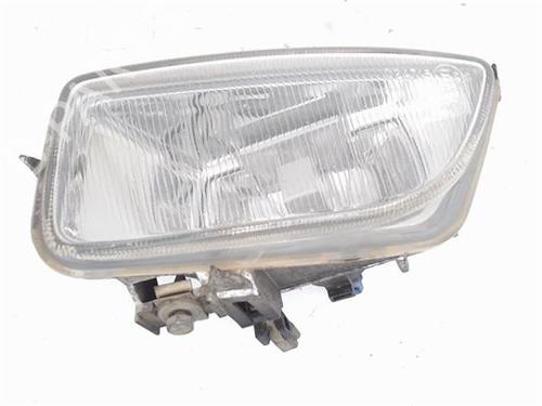 Used Left front fog light CITROËN SAXO (S0, S1) [1996-2004]  13050347