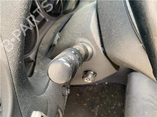 Switch LEXUS IS II (_E2_) 220d (ALE20) | BP31207478I30