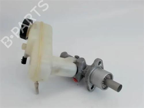 Brake master cylinder RENAULT TWINGO II (CN0_) 1.2 (CN0D) | BP10723267M77 