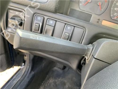 switch-volvo-v70-i-875-876-1995-1996-1997-1998-1999-2000-25845280 main image