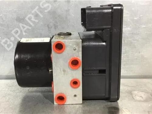Used ABS pump CITROËN C2 (JM_) 1.4 HDi (68 hp) 9636536