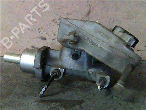 Used Brake master cylinder PEUGEOT 206 Hatchback (2A/C) 1.9 D (69 hp) 9636942