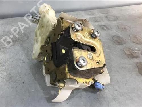Used Front left lock NISSAN X-TRAIL I (T30) [2001-2013]  11362806