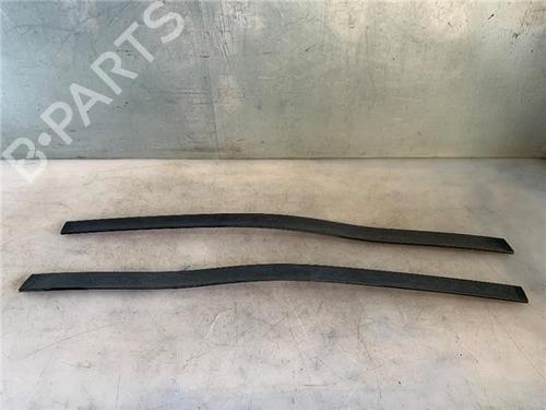 Used Roof bar PEUGEOT 2008 I (CU_) 1.2 VTi (82 hp) 23408678