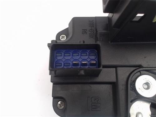 Front right lock OPEL VIVARO A Van (X83) 2.5 DTI (F7) | BP13933901C97 