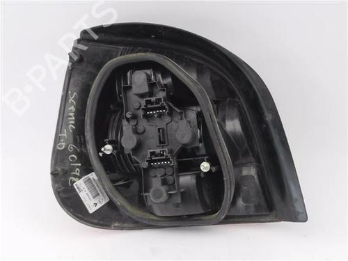 Høyre baklys RENAULT SCÉNIC I MPV (JA0/1_, FA0_) 1.6 16V | BP25866833C35 