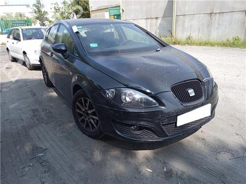 Right headlight SEAT LEON (1P1) 1.6 TDI | BP28025522C29 
