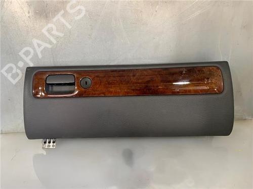 Used Glove box VOLVO C70 I Coupe (872) [1997-2002]  33220199
