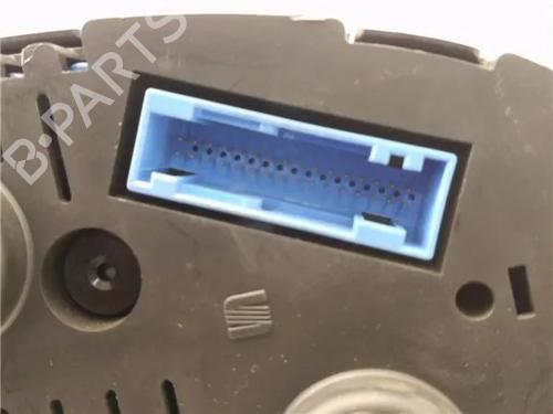 Cockpit SEAT TOLEDO II (1M2) 1.9 TDI | BP23392871C47 