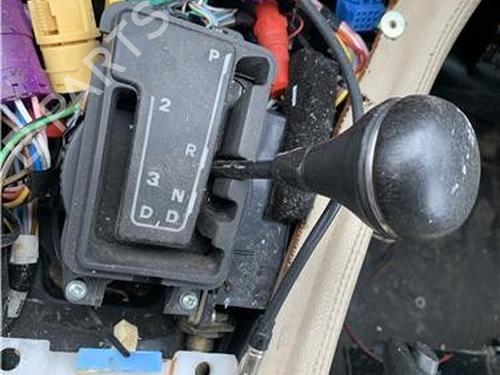 Used Gear lever JAGUAR XJ (XJ40, XJ81) [1986-1995]  32419080