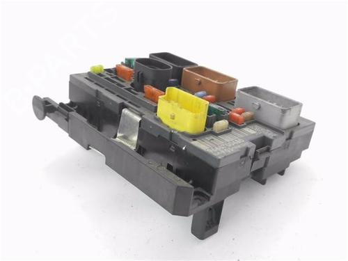 Fuse box CITROËN C4 I (LC_)  | BP32162175E1 