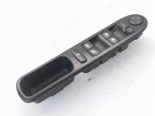 Used Left front window switch PEUGEOT 307 SW (3H) 2.0 HDI 110 (107 hp) 30135396