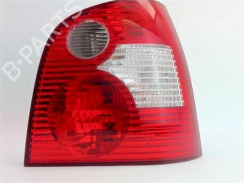 Used Right taillight VW POLO (9N_, 9A_) 1.2 12V (64 hp) 10639530