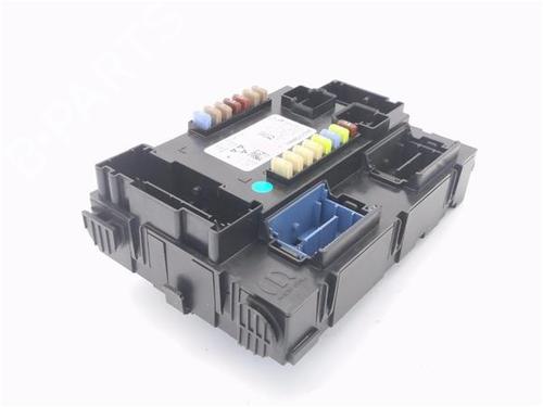 Used Fuse box Fuse box 39623888 39623888