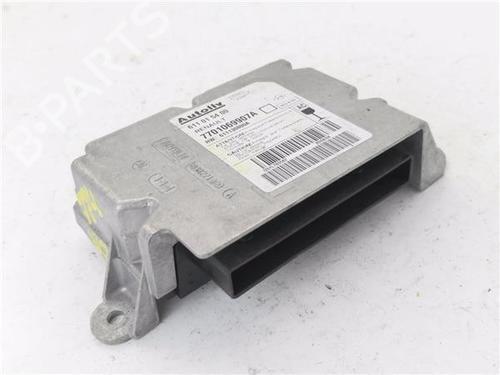 Airbag styreenhed RENAULT MEGANE II (BM0/1_, CM0/1_) [2001-2012]  27567580