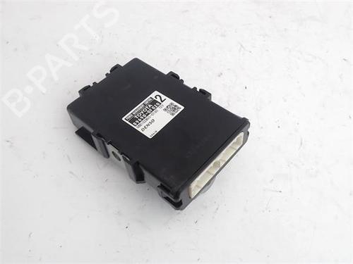 Used Electronic module TOYOTA VERSO (_R2_) 2.0 D-4D (AUR20_, AUR20R) (126 hp) 20159281
