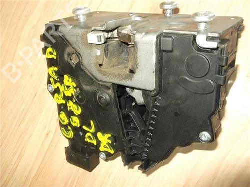 Used Front right lock OPEL CORSA D (S07) [2006-2015]  11362531