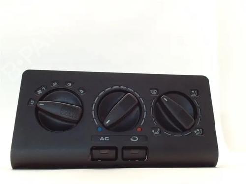 Used Glove box PEUGEOT 206 Hatchback (2A/C) 1.4 16V (88 hp) 12094278