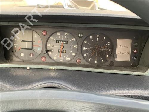 Used Instrument cluster Instrument cluster PEUGEOT 604 (561A_) 2.3 TD (80 hp) 32450755 32450755
