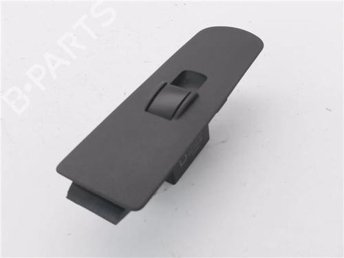 Højre fortil elrude kontakt Højre fortil elrude kontakt MITSUBISHI COLT VI (Z3_A, Z2_A) 1.5 DI-D (Z39A) (95 hp) 36040631 36040631