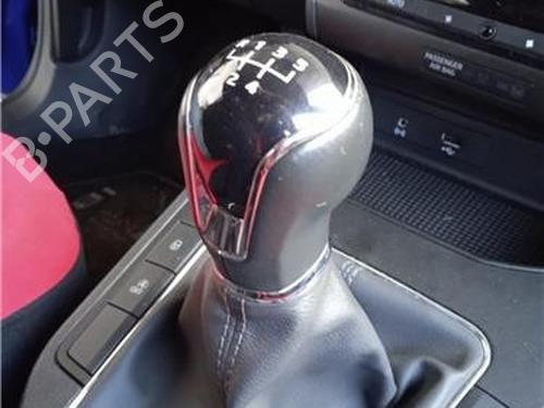 Used Shift knob SEAT IBIZA V (KJ1, KJG) 1.0 TSI (95 hp) 30396485