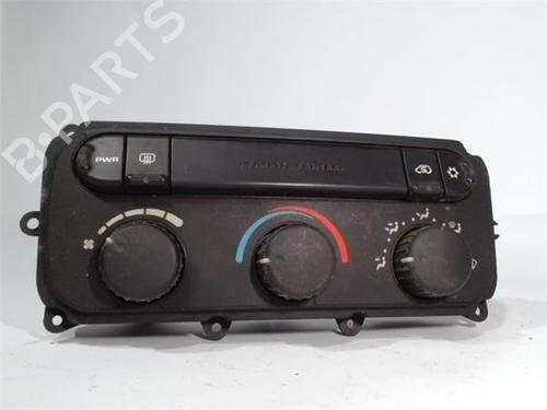 Used Climate control CHRYSLER VOYAGER / GRAND VOYAGER IV (RG) 2.5 CRD (143 hp) 12597621