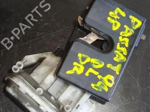 Used Front right lock VW PASSAT B5 (3B2) 1.9 TDI (115 hp) 26953558