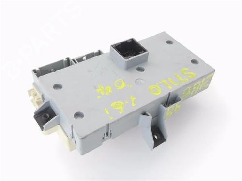 Used Fuse box FIAT STILO (192_) [2001-2010]  9804492