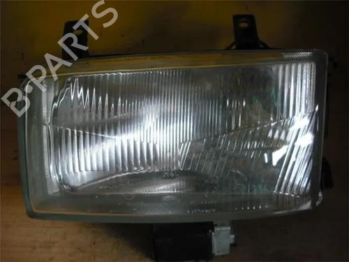 Used Right headlight VW TRANSPORTER T4 Van (70A, 70H, 7DA, 7DH) 1.9 TD (68 hp) 12104300