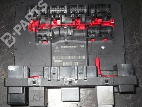 Used Fuse box Fuse box AUDI A3 (8P1) [2003-2013] 9631821 9631821