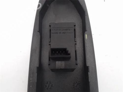 Right front window switch BMW X3 (E83) 2.5 i | BP15517694I26 