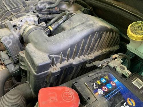 Used Air filter box Air filter box CITROËN C3 III (SX) 1.2 VTi 82 (82 hp) 33288022 33288022